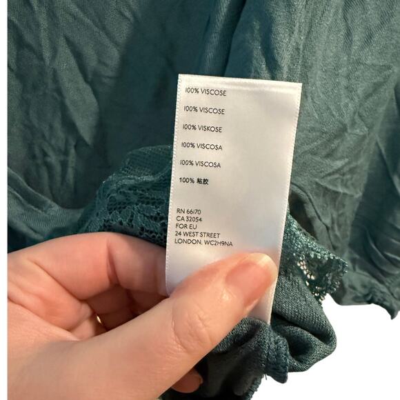 Urban Outfitters Ruffle Sheer Lace Plunge Neck Top - L - Picture 4 of 8